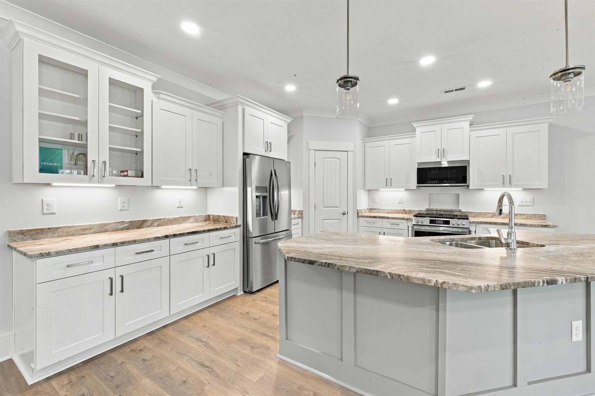 450 Pompano Court Photo 15