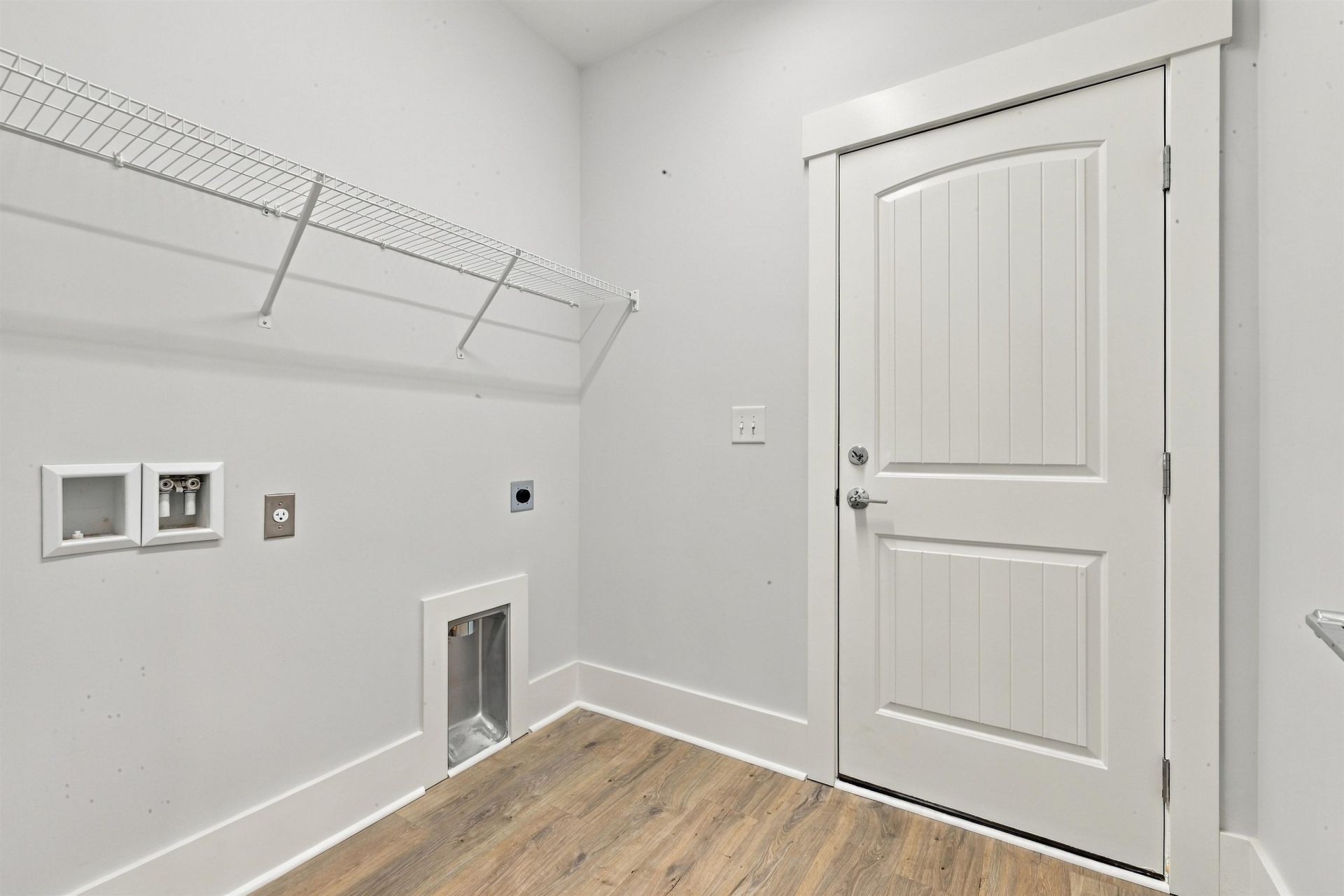 450 Pompano Court Photo 19