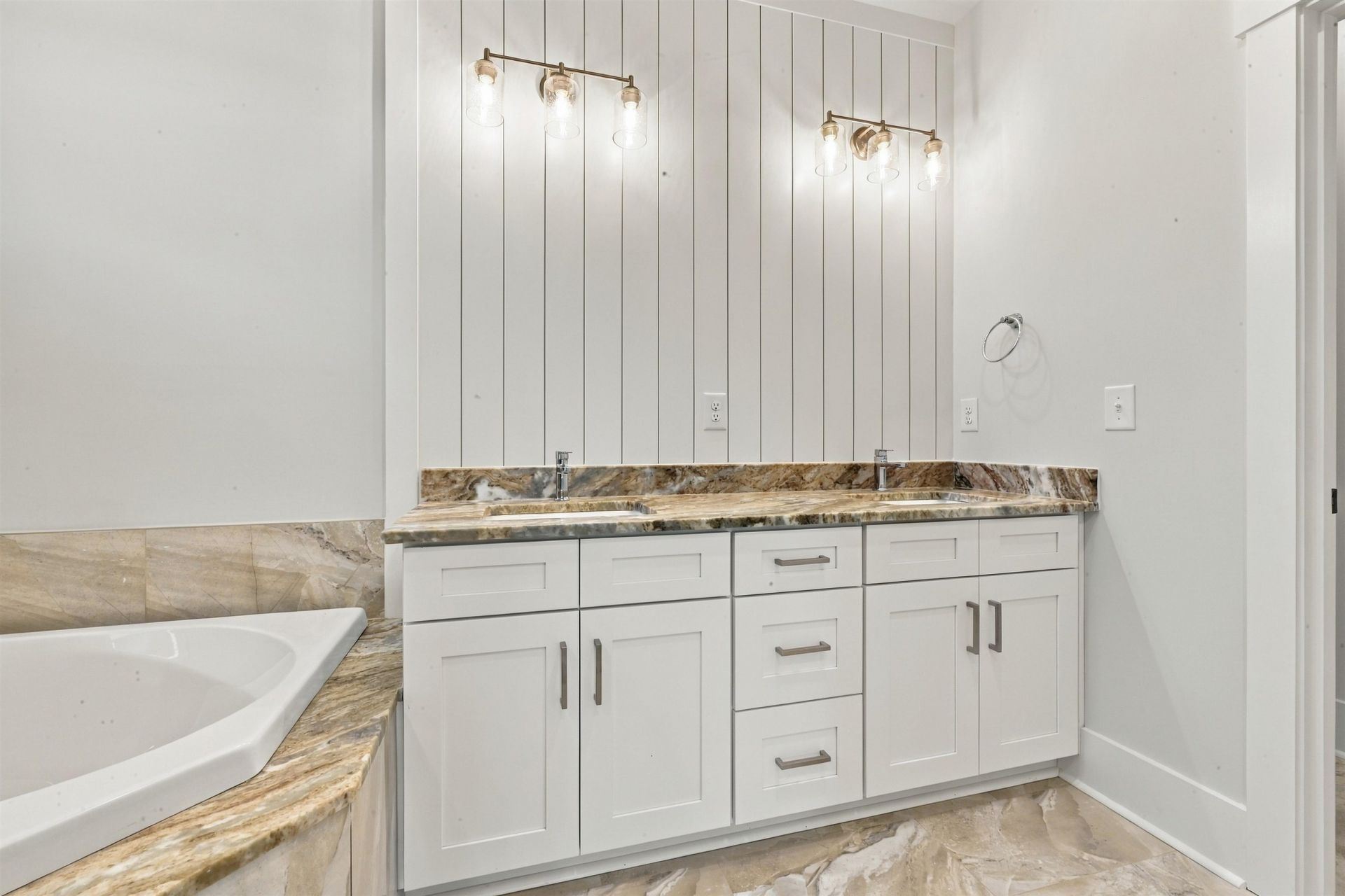 450 Pompano Court Photo 30