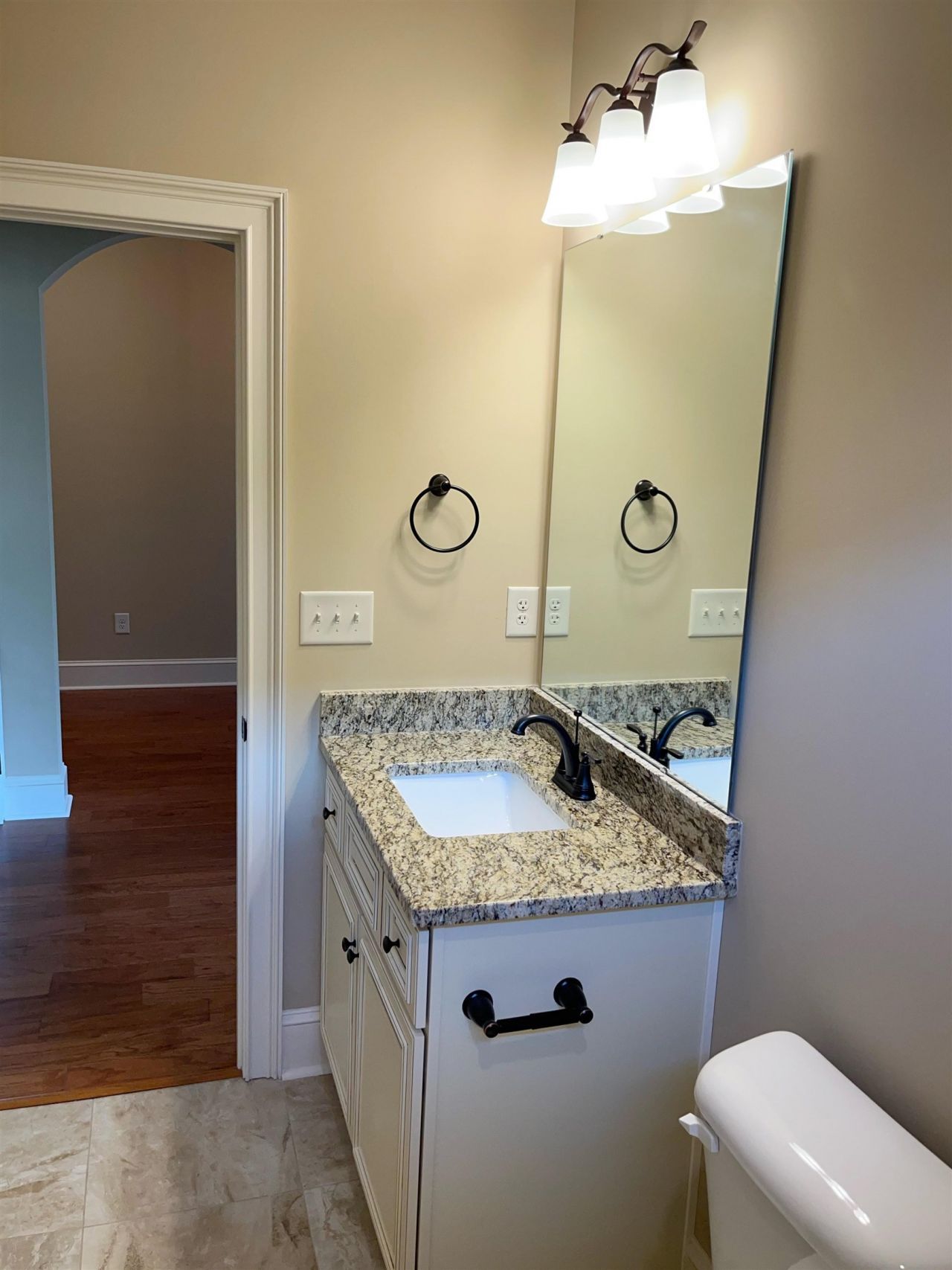 450 Pompano Court Photo 6