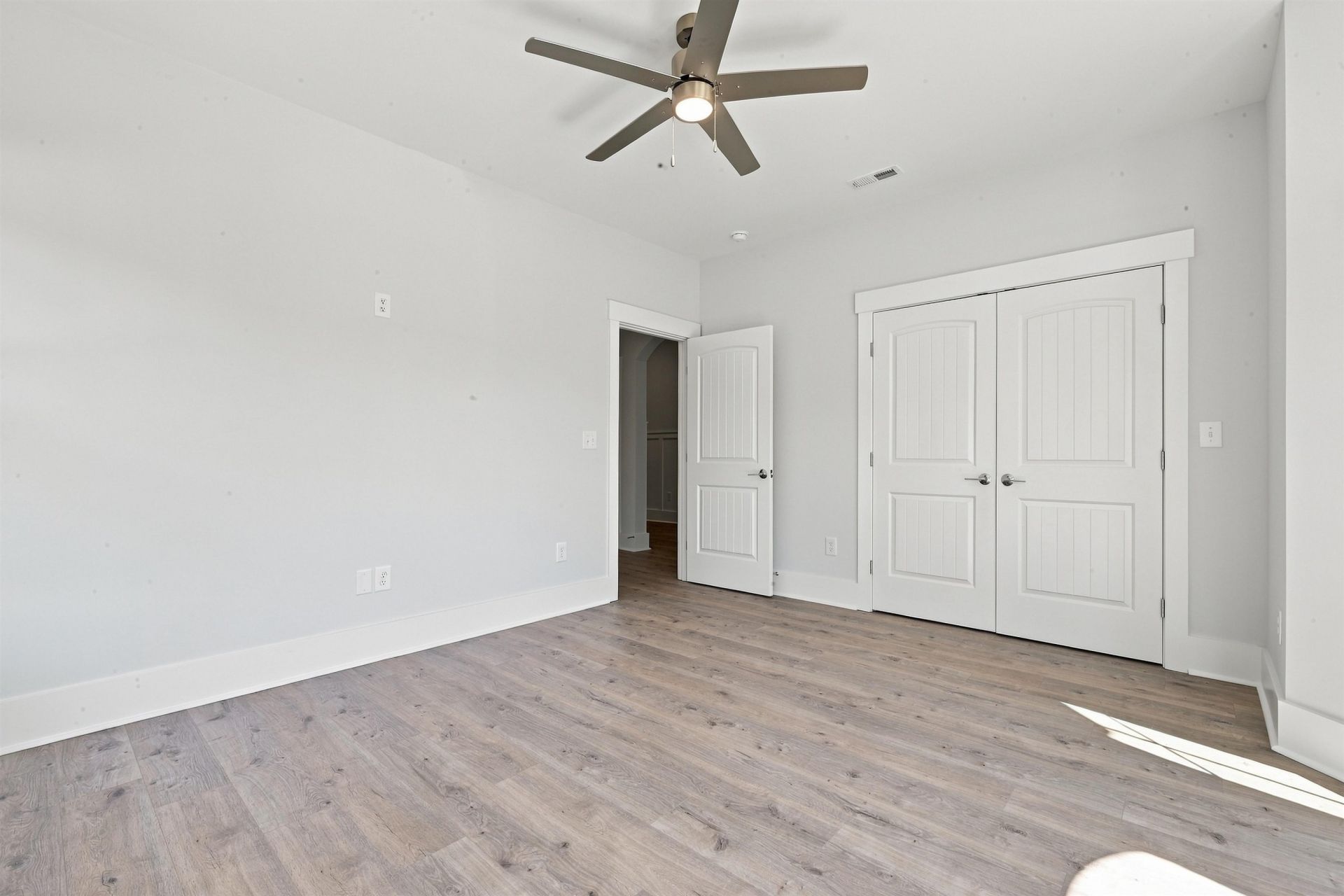 450 Pompano Court Photo 9