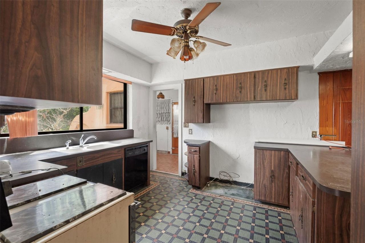 7010 Park Street S, Saint Petersburg, FL 33707 Photo
