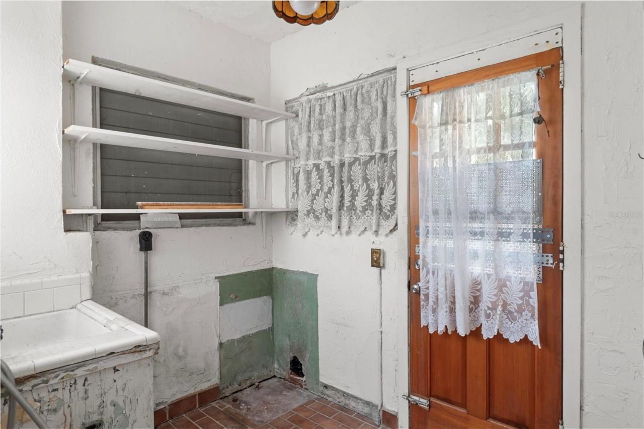 7010 Park Street S, Saint Petersburg, FL 33707 Photo