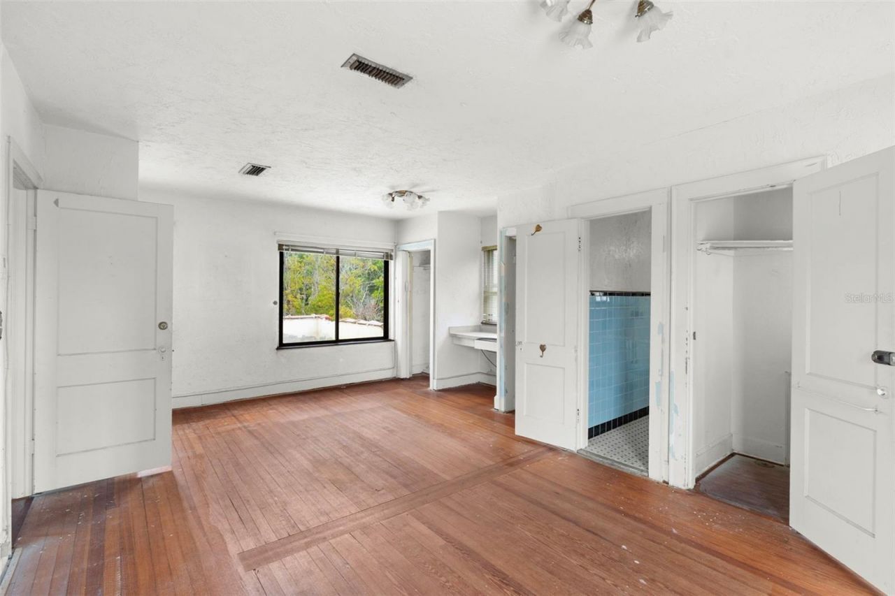 7010 Park Street S, Saint Petersburg, FL 33707 Photo