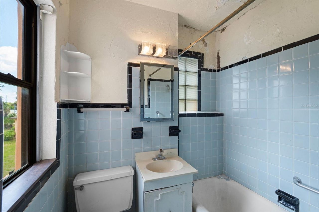 7010 Park Street S, Saint Petersburg, FL 33707 Photo