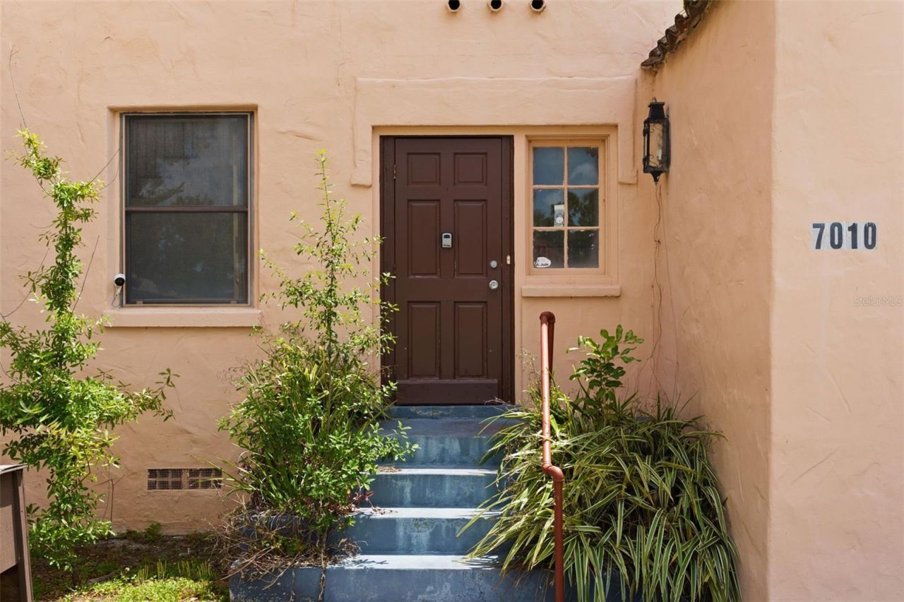 7010 Park Street S, Saint Petersburg, FL 33707 Photo