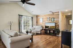 104 Jarett Road photo 4