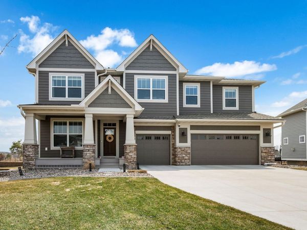 12575 Foxhill Avenue N, Hugo, MN 55038