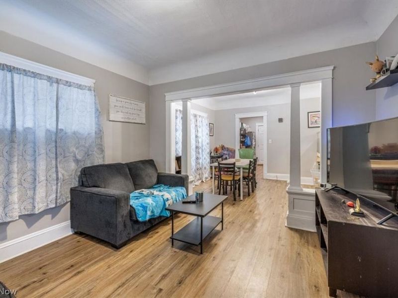 3152 W 68th Street, Cleveland, OH 44102 Photo 3