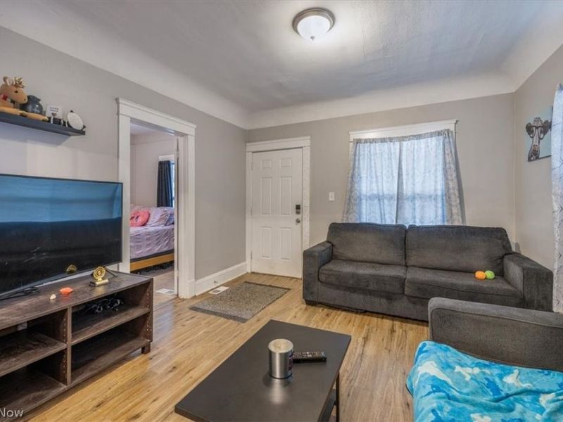 3152 W 68th Street, Cleveland, OH 44102 Photo 5