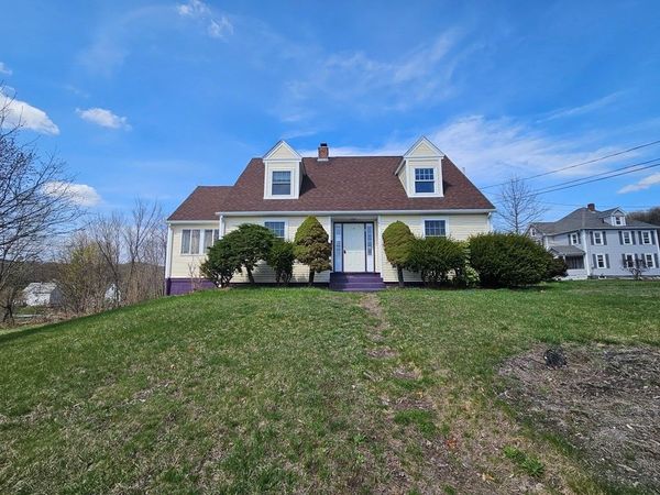 4 Stewart Ave, Monson, MA 01057