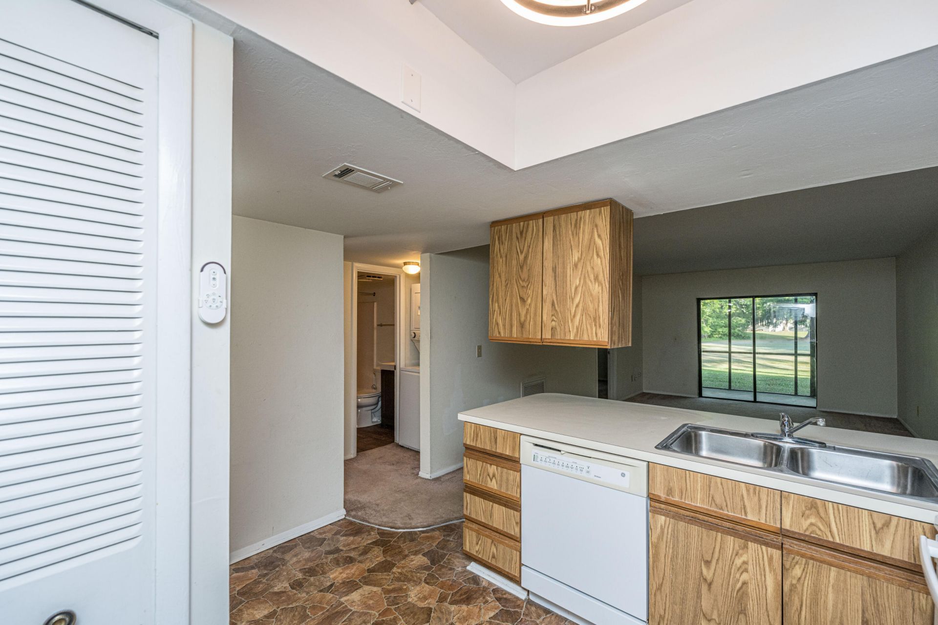 2935 Dove Haven Court Photo 7