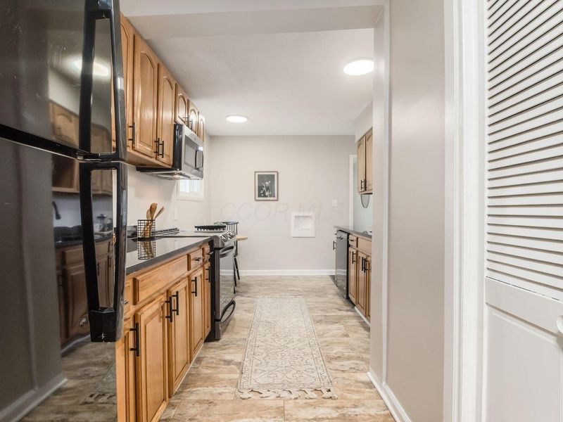 2150 Sagamore Road , Columbus, OH 43219 Photo 15