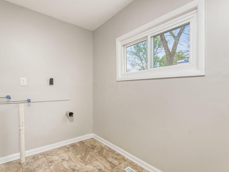 2150 Sagamore Road , Columbus, OH 43219 Photo 17