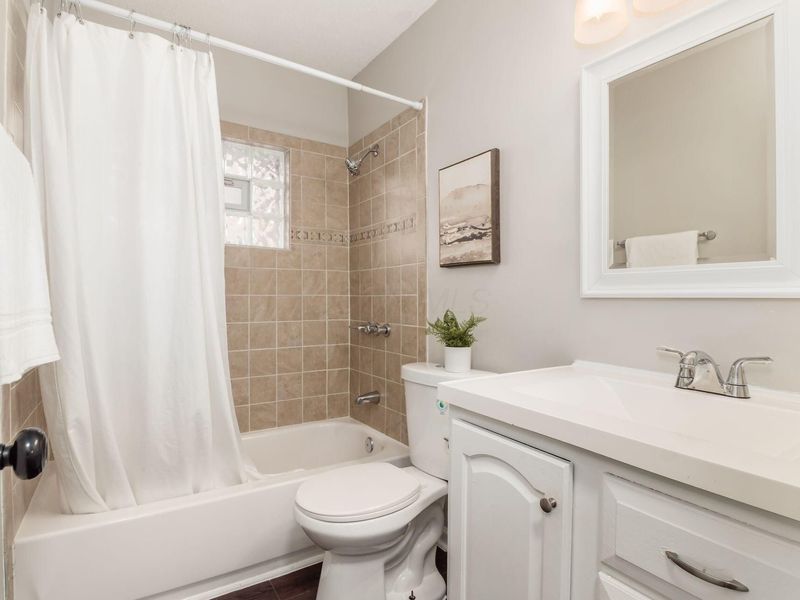 2150 Sagamore Road , Columbus, OH 43219 Photo 21