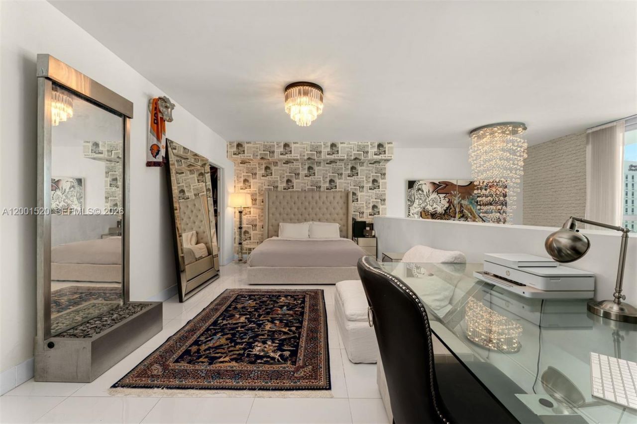 1080 Brickell Ave, Unit 905, Miami, FL 33131 Photo