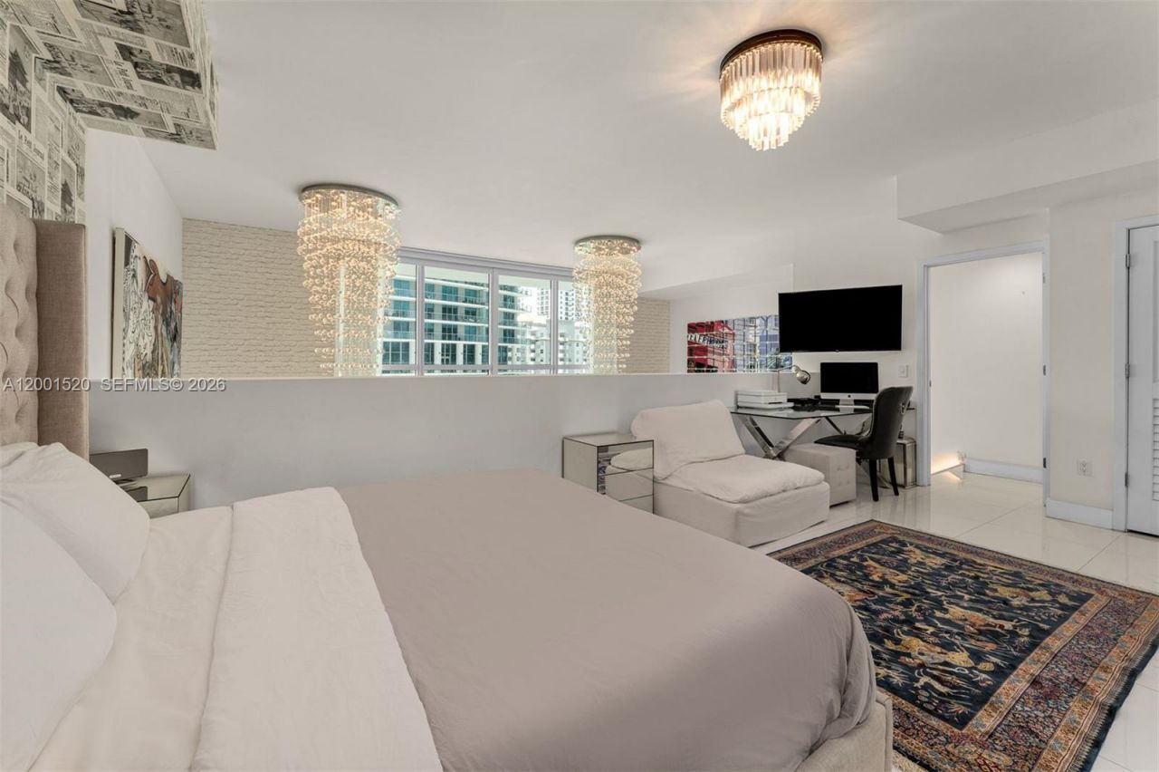 1080 Brickell Ave, Unit 905, Miami, FL 33131 Photo
