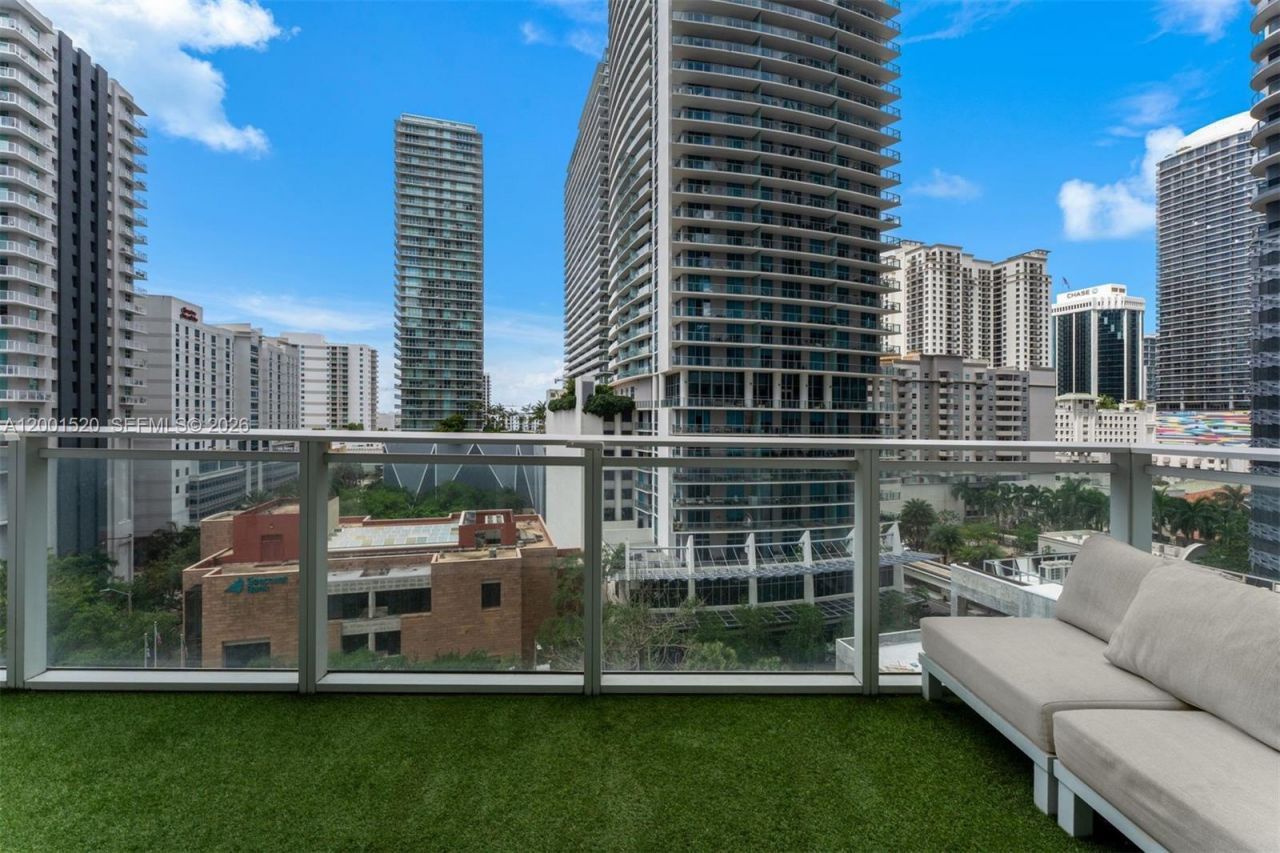 1080 Brickell Ave, Unit 905, Miami, FL 33131 Photo