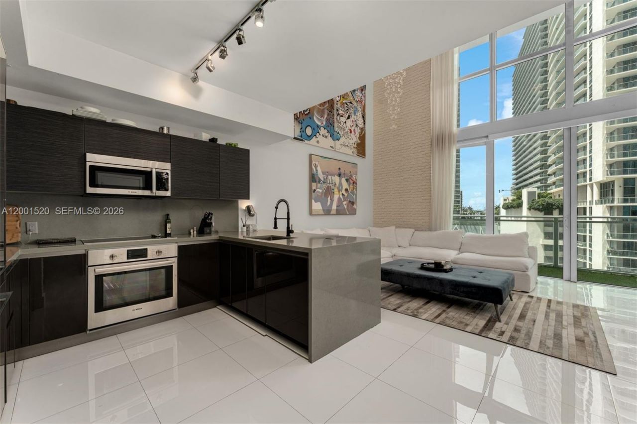 1080 Brickell Ave, Unit 905, Miami, FL 33131 Photo