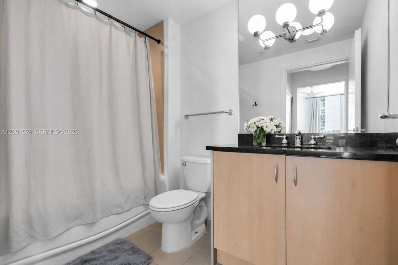 300 S Biscayne Blvd, Unit T-2416, Miami, FL 33131 Photo