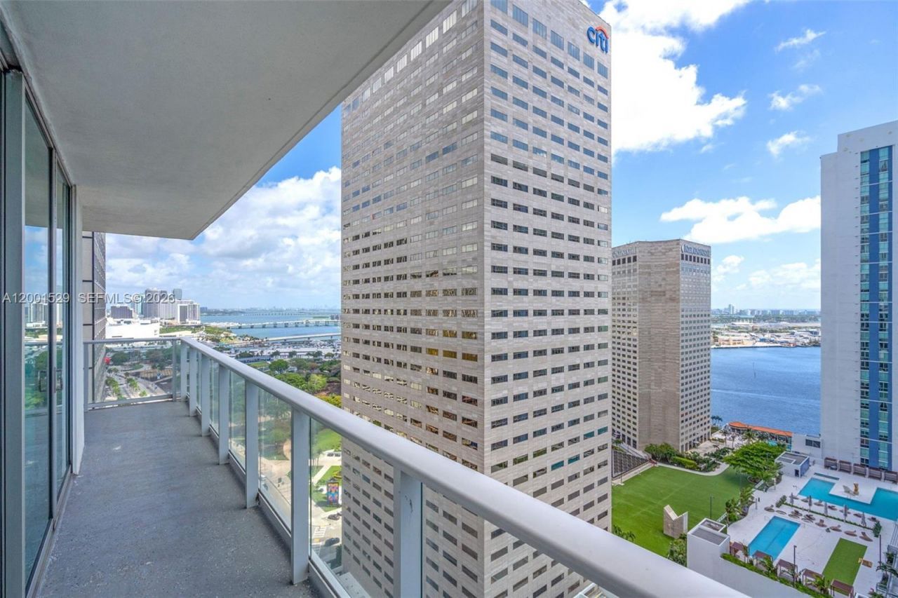 300 S Biscayne Blvd, Unit T-2416, Miami, FL 33131 Photo