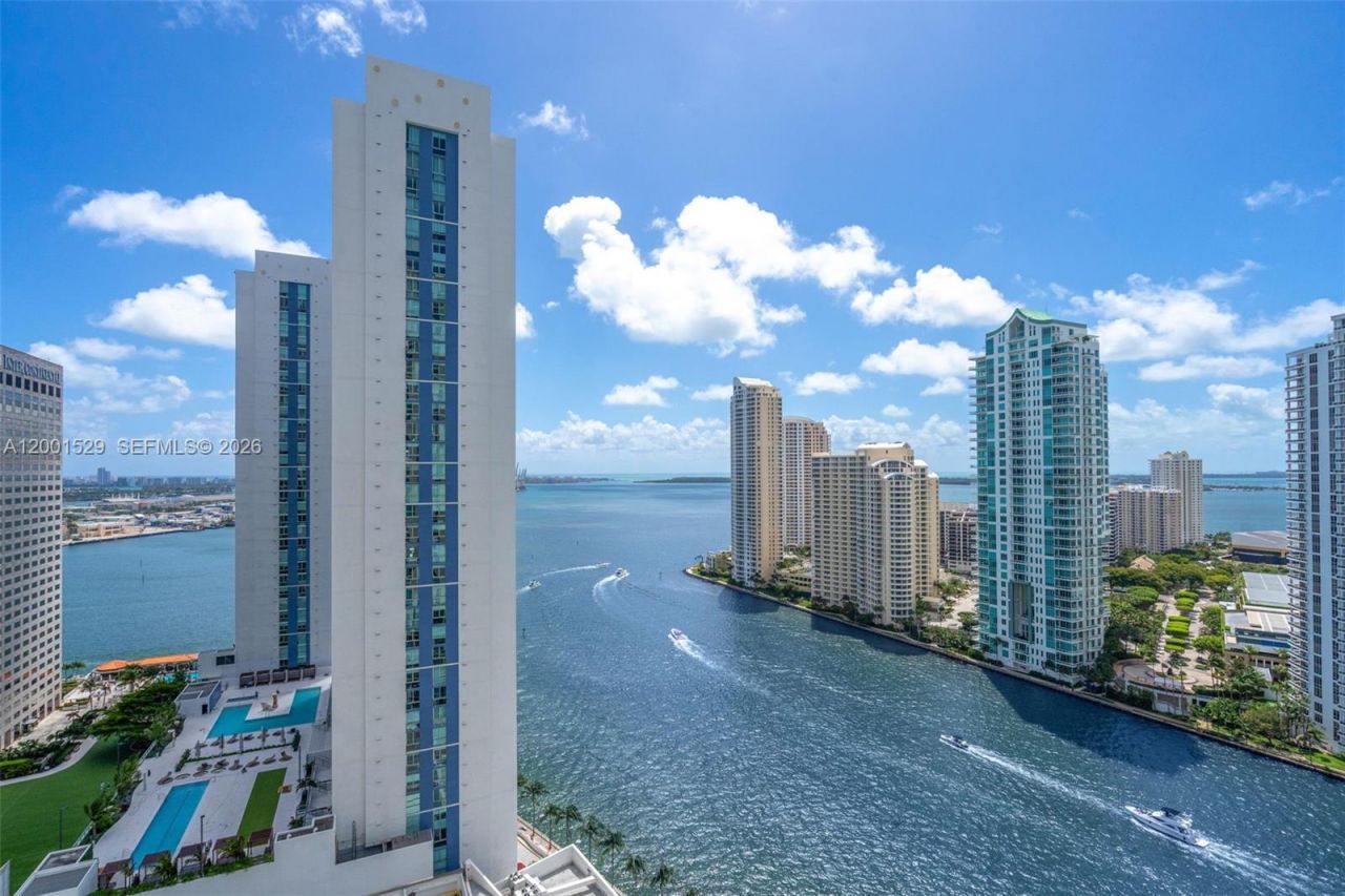 300 S Biscayne Blvd, Unit T-2416, Miami, FL 33131 Photo