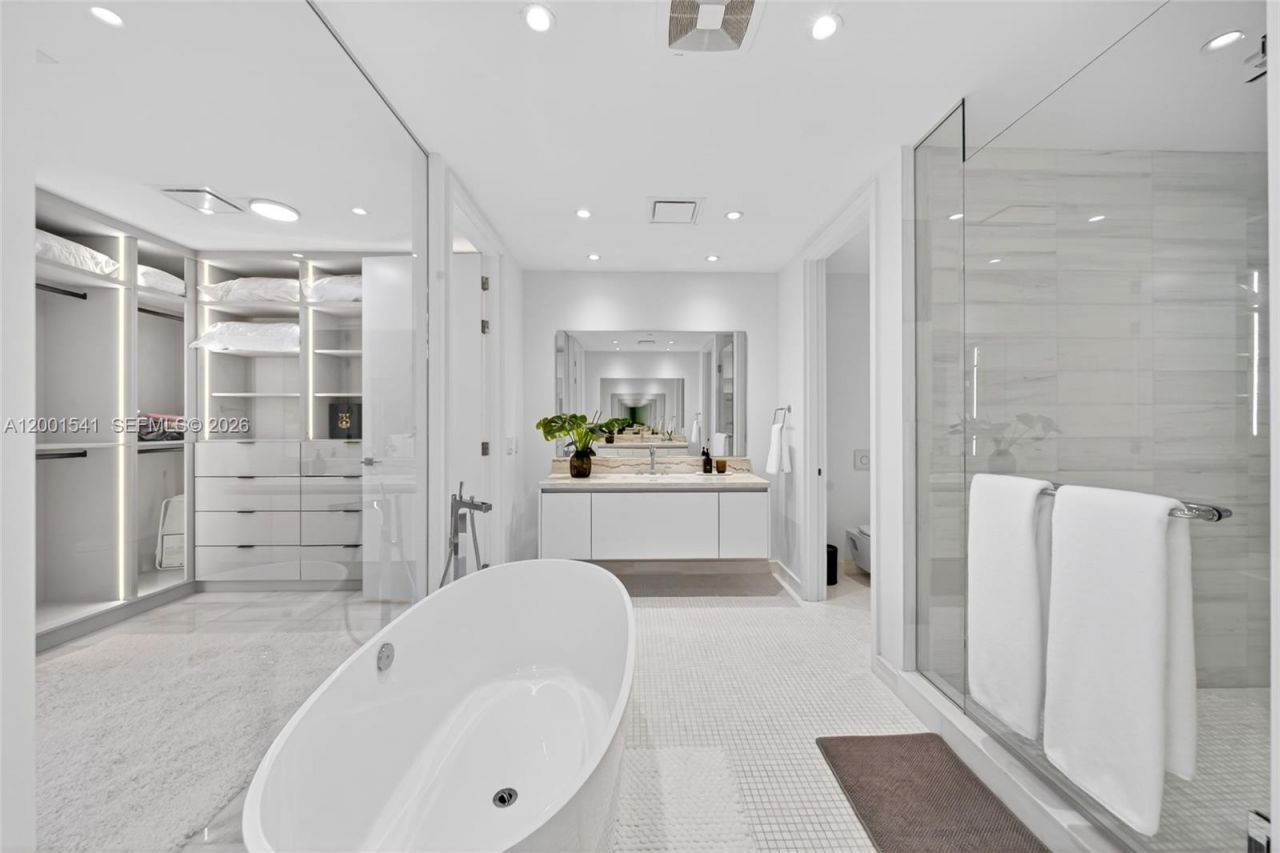 700 NE 26 Ter, Unit 3602, Miami, FL 33137 Photo