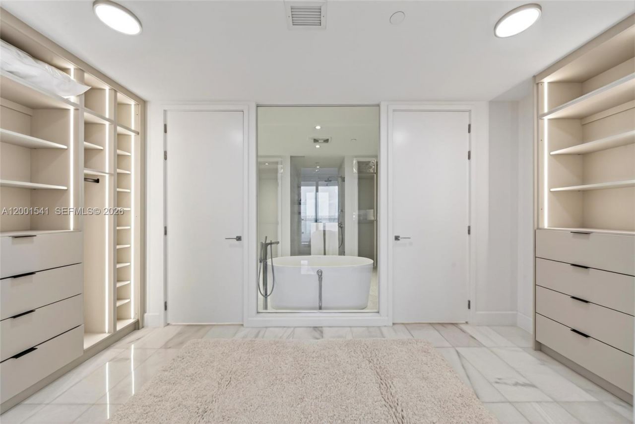 700 NE 26 Ter, Unit 3602, Miami, FL 33137 Photo