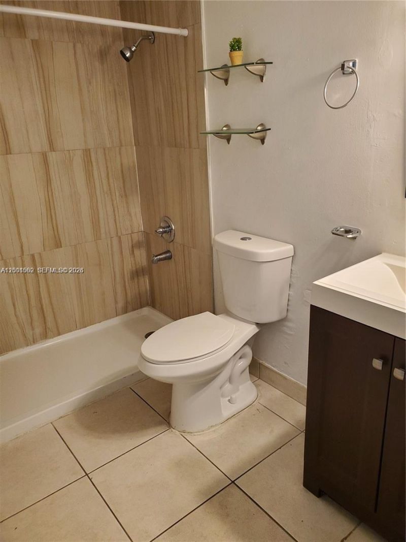 7423 SW 152nd Ave, Unit 10-106, Miami, FL 33193 Photo