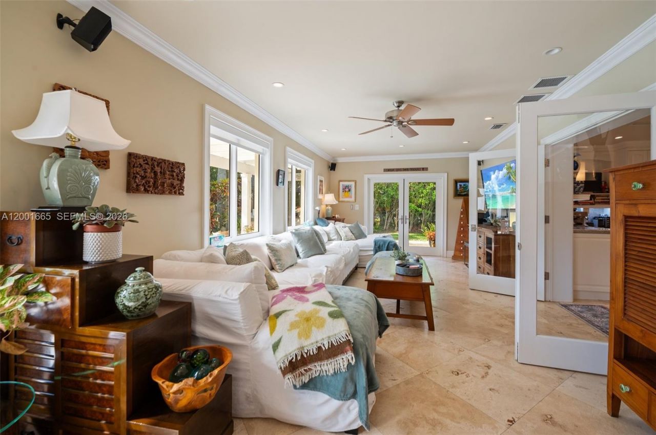 10740 SW 74th Ct, Pinecrest, FL 33156 Photo