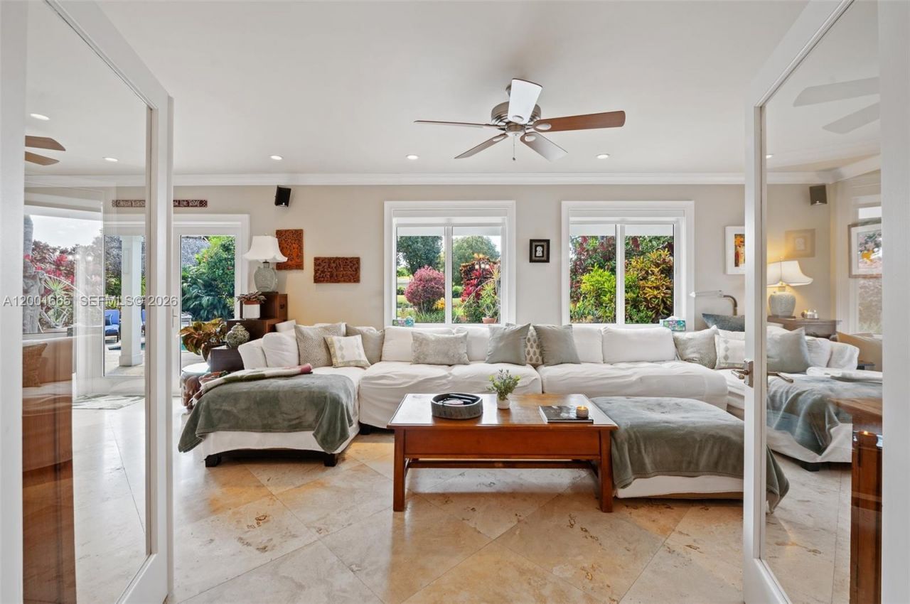 10740 SW 74th Ct, Pinecrest, FL 33156 Photo