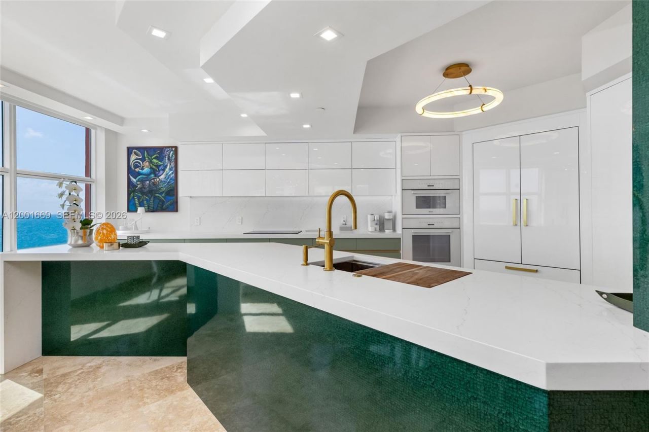 2100 N Ocean Blvd, Unit 15B, Fort Lauderdale, FL 33305 Photo