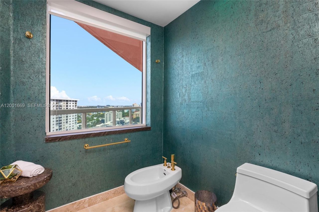 2100 N Ocean Blvd, Unit 15B, Fort Lauderdale, FL 33305 Photo