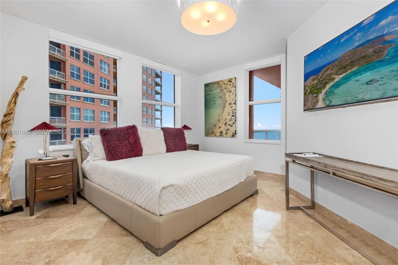 2100 N Ocean Blvd, Unit 15B, Fort Lauderdale, FL 33305 Photo