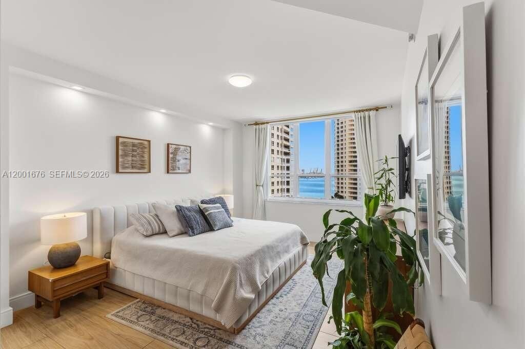 888 Brickell Key Dr, Unit 1207, Miami, FL 33131 Photo