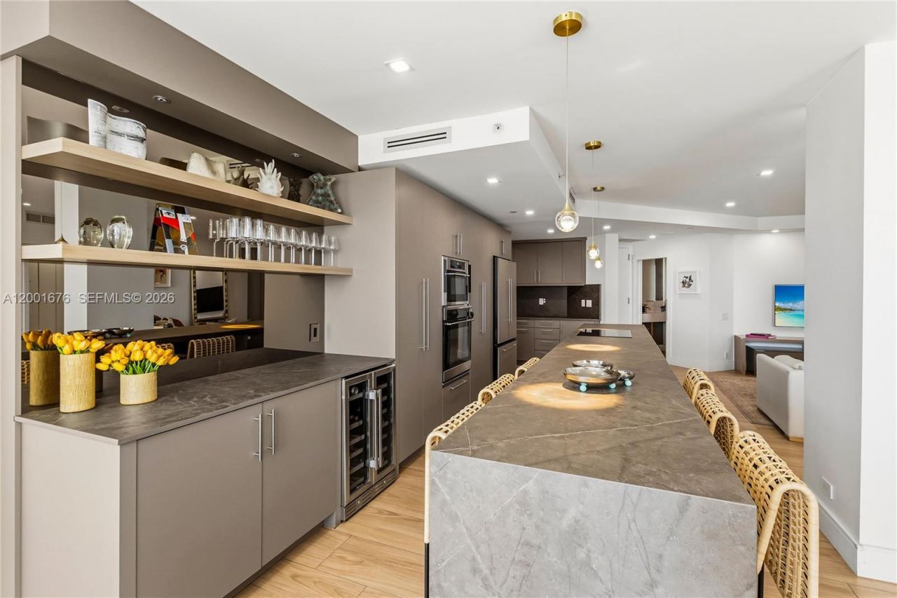 888 Brickell Key Dr, Unit 1207, Miami, FL 33131 Photo