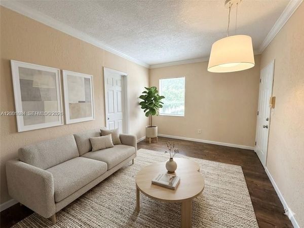 620 84th St, Unit 25, Miami Beach, FL 33141