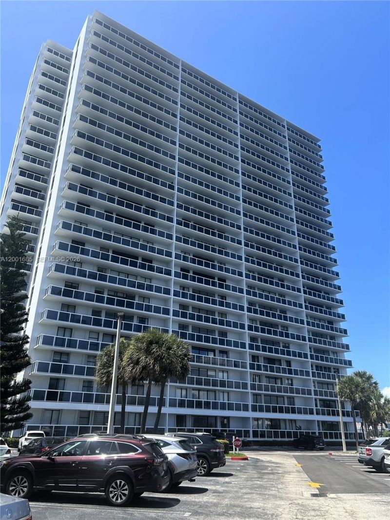 20515 E Country Club Dr, Unit 1646, Aventura, FL 33180 Photo