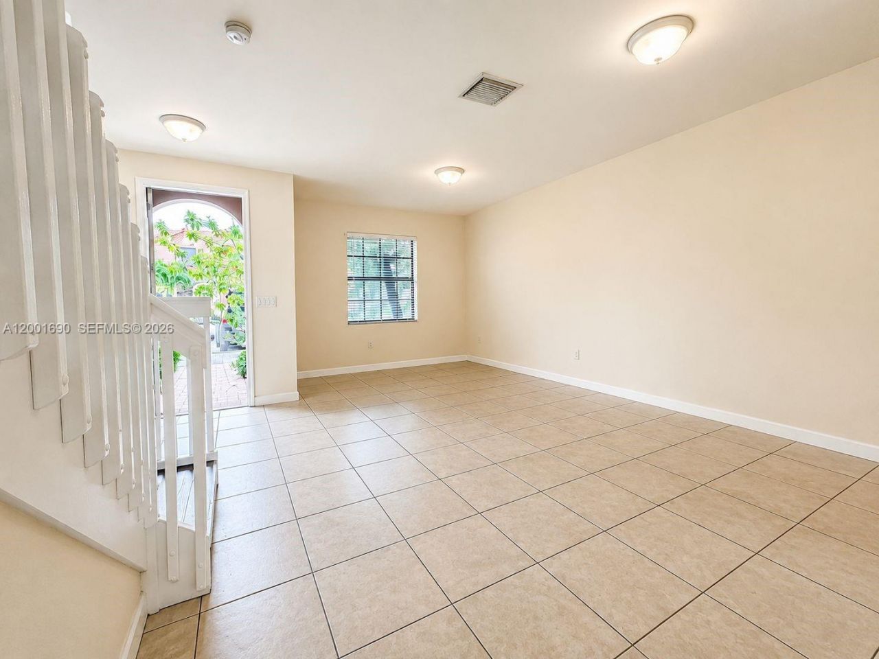 8913 W 35th Way, Hialeah, FL 33018 Photo