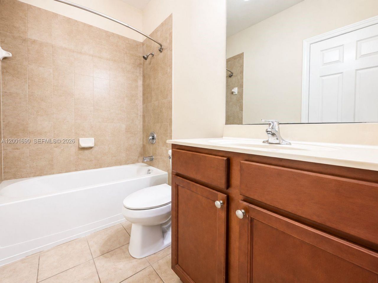 8913 W 35th Way, Hialeah, FL 33018 Photo