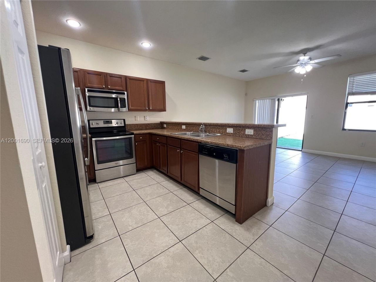 8913 W 35th Way, Hialeah, FL 33018 Photo