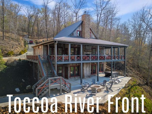 207 Arrow Way, Mineral Bluff, GA 30559