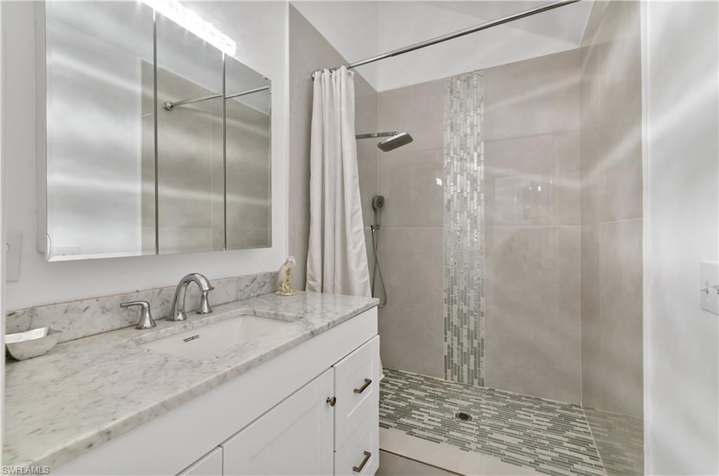 79 Emerald Woods Dr, Unit J10, Naples, FL 34108 Photo