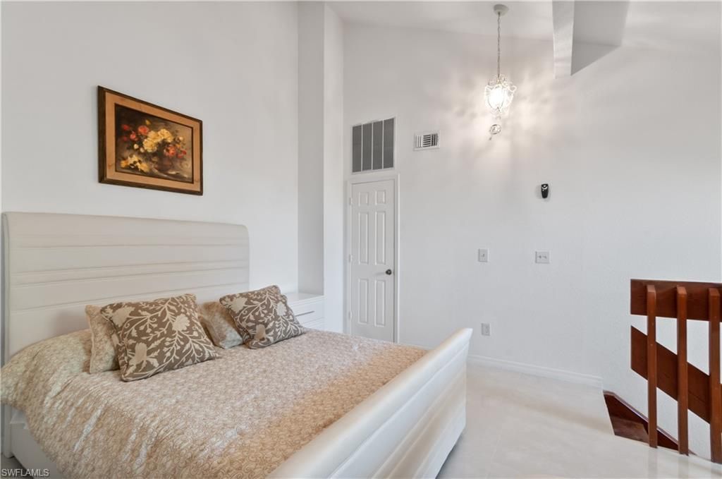 79 Emerald Woods Dr, Unit J10, Naples, FL 34108 Photo