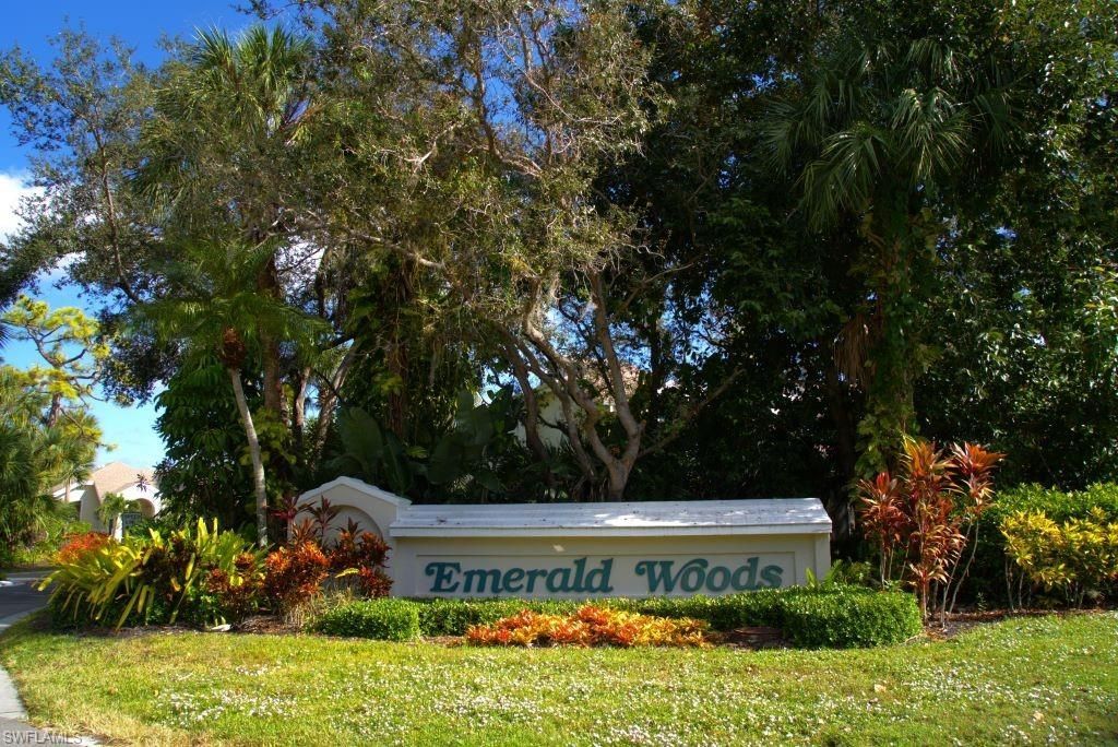 79 Emerald Woods Dr, Unit J10, Naples, FL 34108 Photo