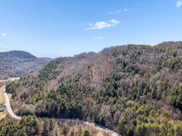 803 Vermont Route 110, Tunbridge, VT 05077