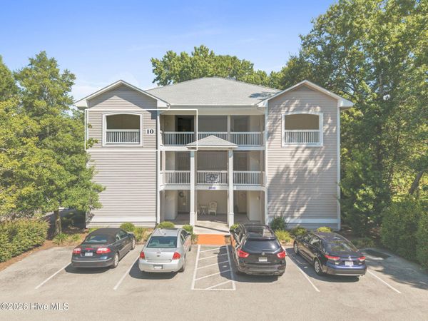 3030 Marsh Winds Circle, Unit 1005, Southport, NC 28461