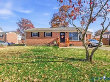 3111 Holly Avenue , Colonial Heights, VA 23834