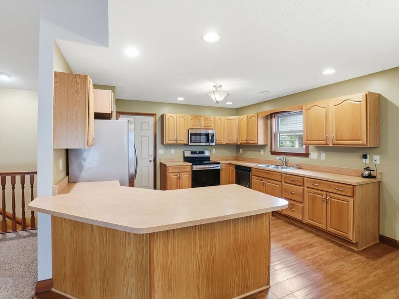 522 Northpoint Court, Troy, OH 45373 Photo 11