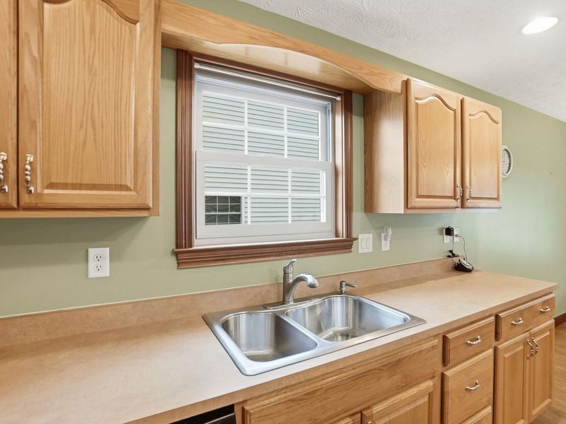 522 Northpoint Court, Troy, OH 45373 Photo 14